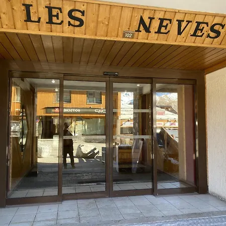 Neves - Location: Magnifique Pour 4 Dans Quartier Anime Mae-3794 アパート ヴァル・トランス